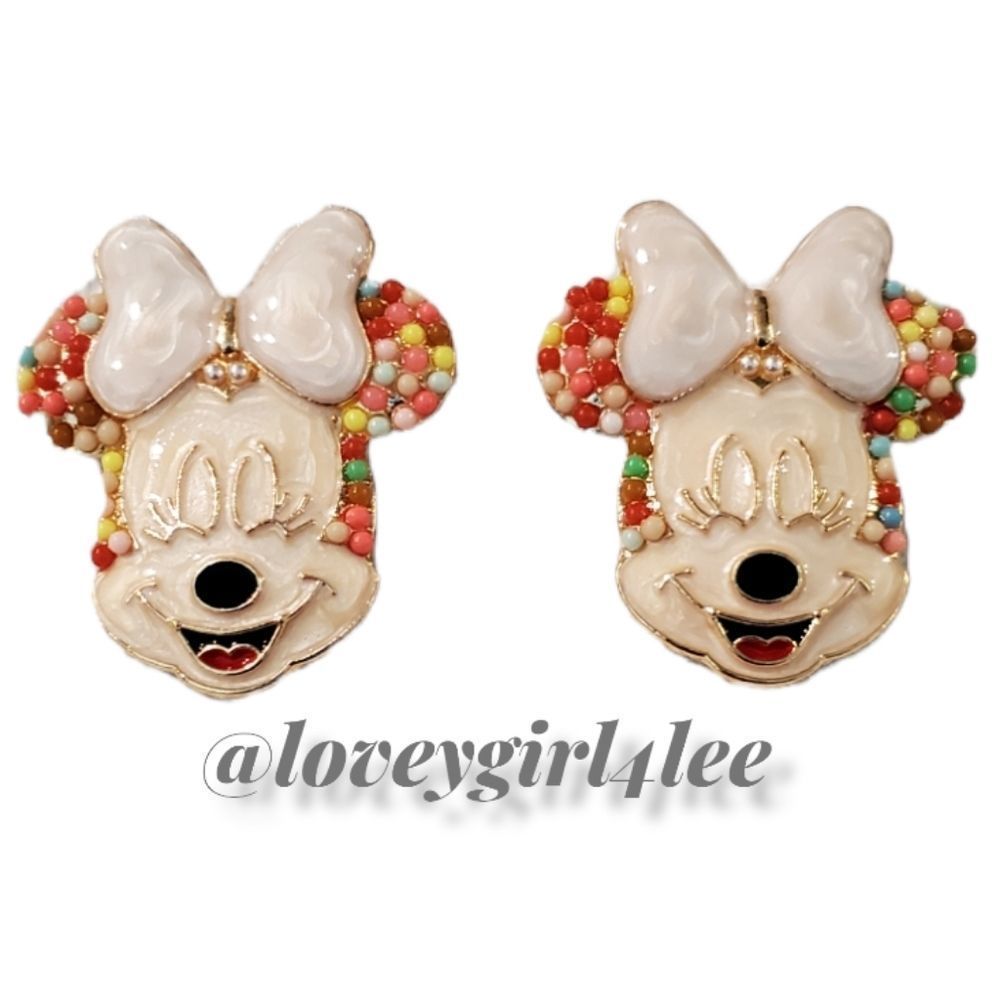 New MINNIE MOUSE RICEBEAD & RHINESTONE EARRINGS
